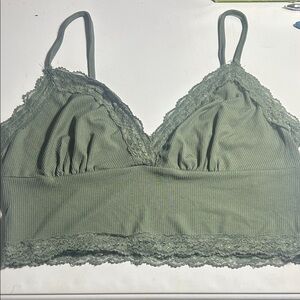 ROMWE Olive Lace Trim Crop Top